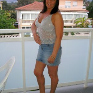 Envie d’une dominatrice tonique près de Toulon ? Je cherche un homme soumis à mater Vanessa - rencontre-Cougar-La Seyne-sur-Mer